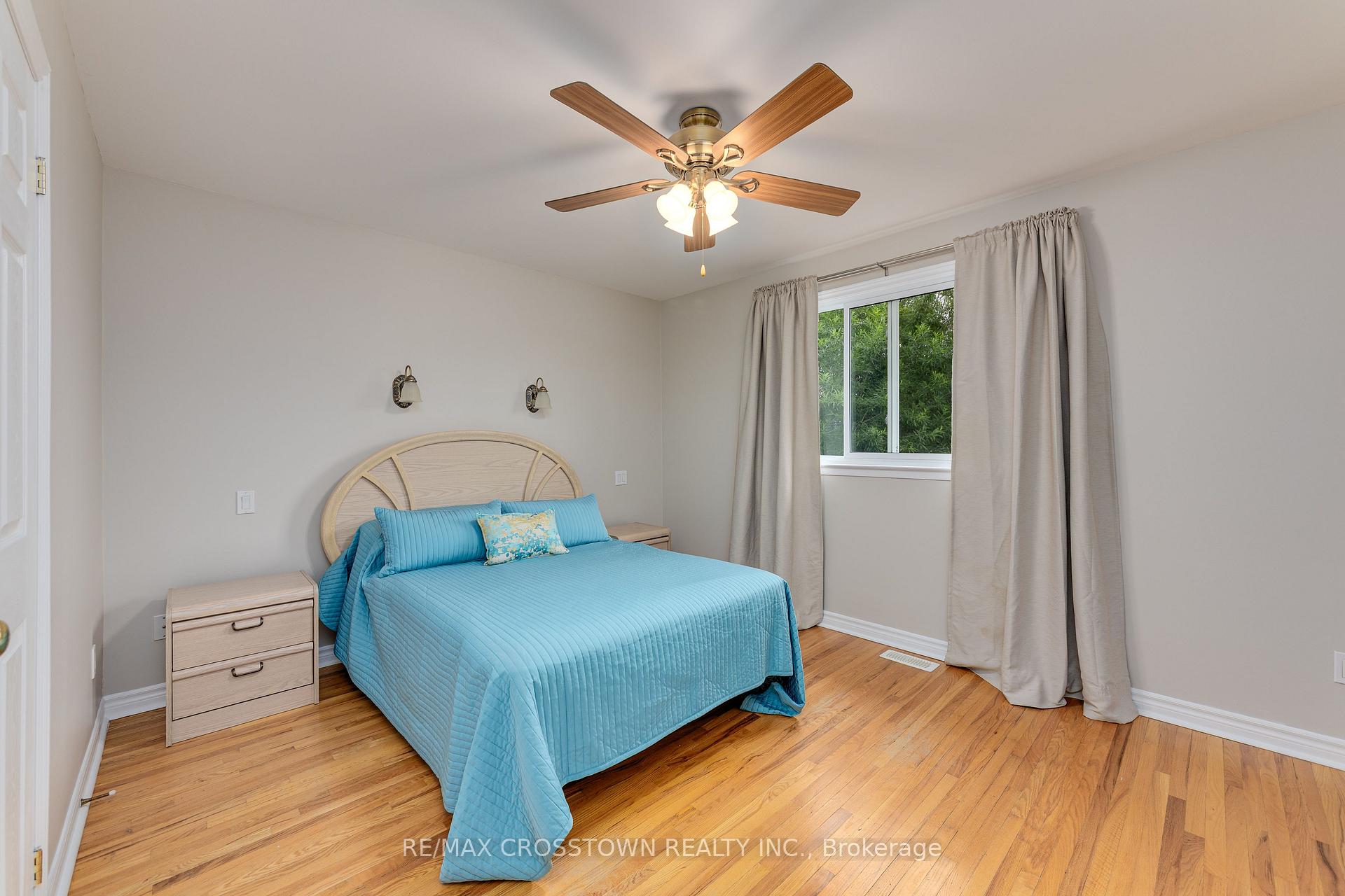 Photo 17 of 119 Bayview Drive, Barrie, Allandale Heights — HOMEH