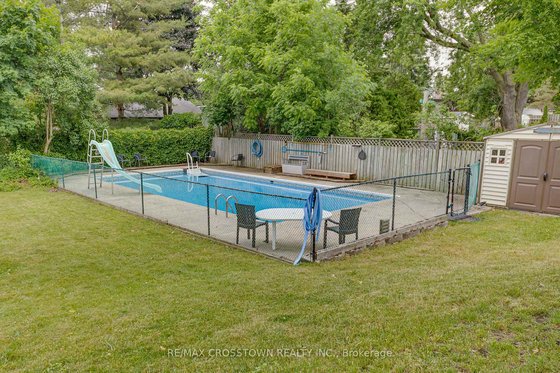 Photo 31 of 119 Bayview Drive, Barrie, Allandale Heights — HOMEH