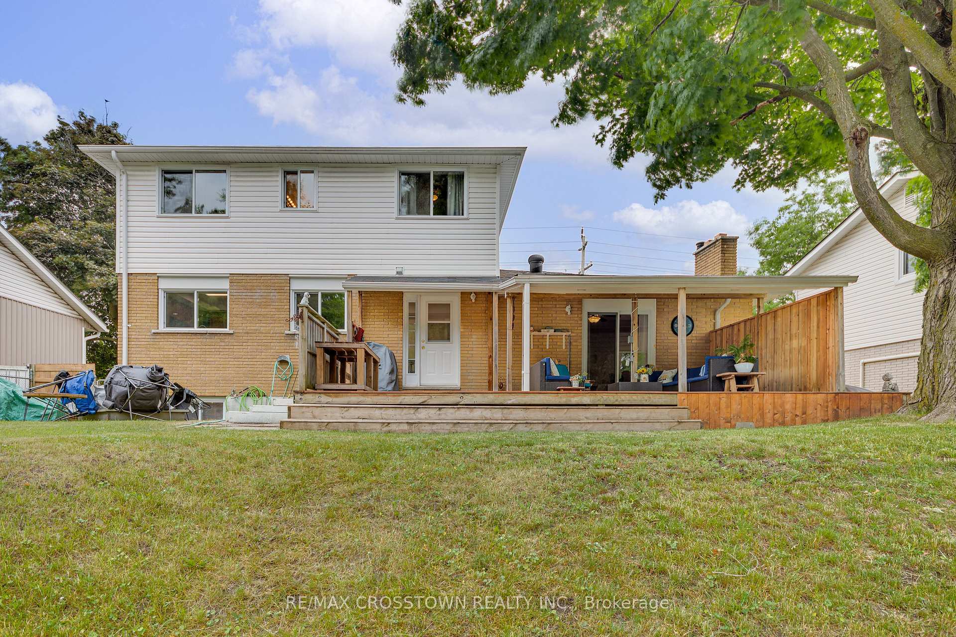 Photo 34 of 119 Bayview Drive, Barrie, Allandale Heights — HOMEH