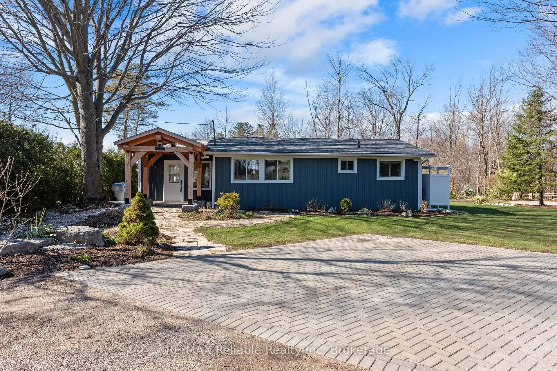 Photo 1 of 84659 Talbot Crescent, Bluewater, Stanley — HOMEH