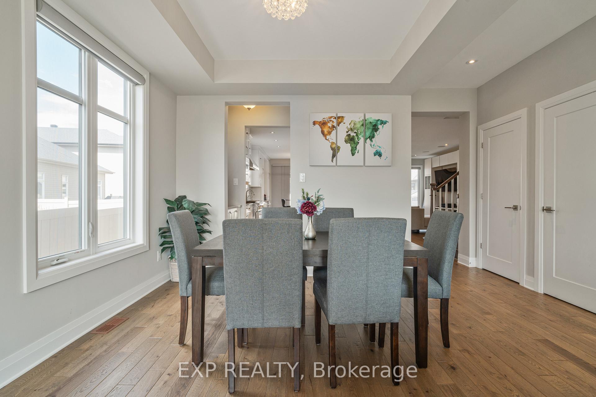 Photo 5 of 301 Serenade Crescent, Ottawa, Riverside South/Gloucester Glen — HOMEH
