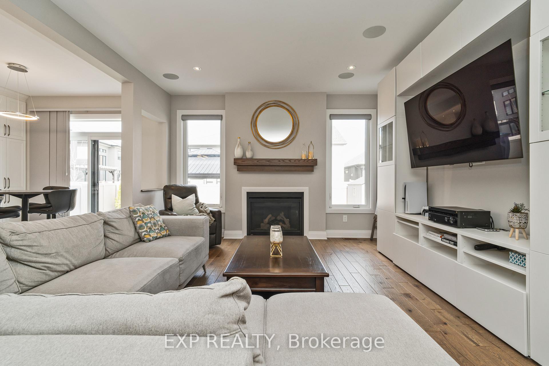 Photo 7 of 301 Serenade Crescent, Ottawa, Riverside South/Gloucester Glen — HOMEH