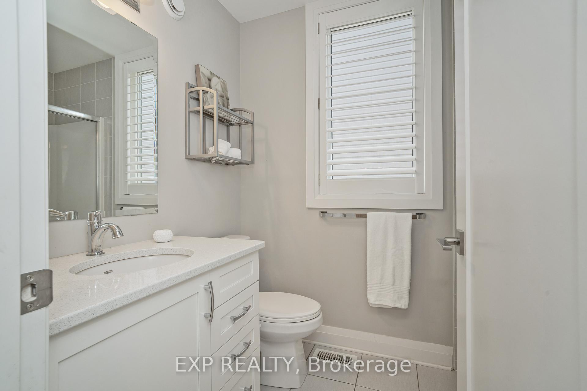 Photo 15 of 301 Serenade Crescent, Ottawa, Riverside South/Gloucester Glen — HOMEH