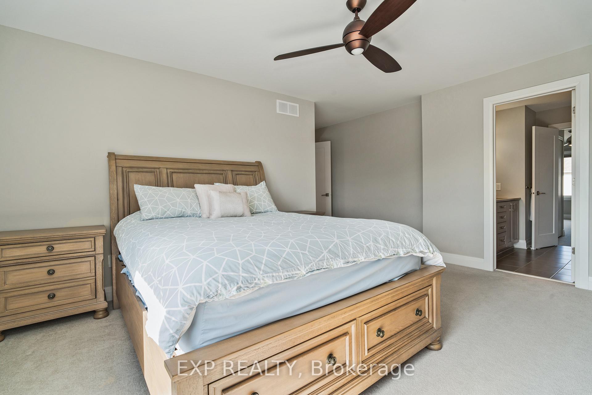 Photo 23 of 301 Serenade Crescent, Ottawa, Riverside South/Gloucester Glen — HOMEH
