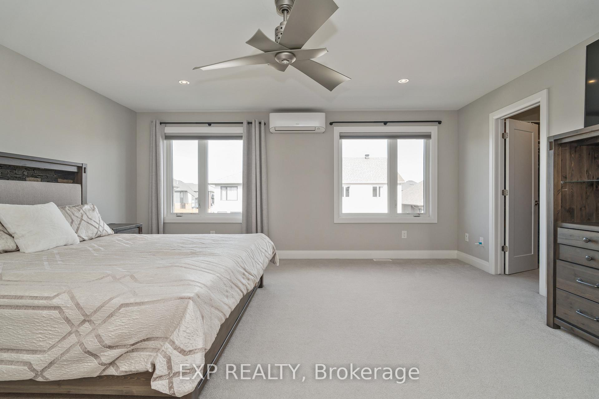 Photo 33 of 301 Serenade Crescent, Ottawa, Riverside South/Gloucester Glen — HOMEH
