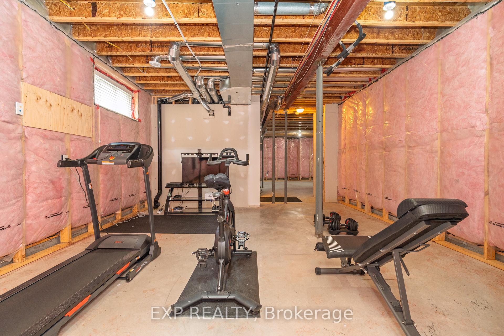 Photo 39 of 301 Serenade Crescent, Ottawa, Riverside South/Gloucester Glen — HOMEH