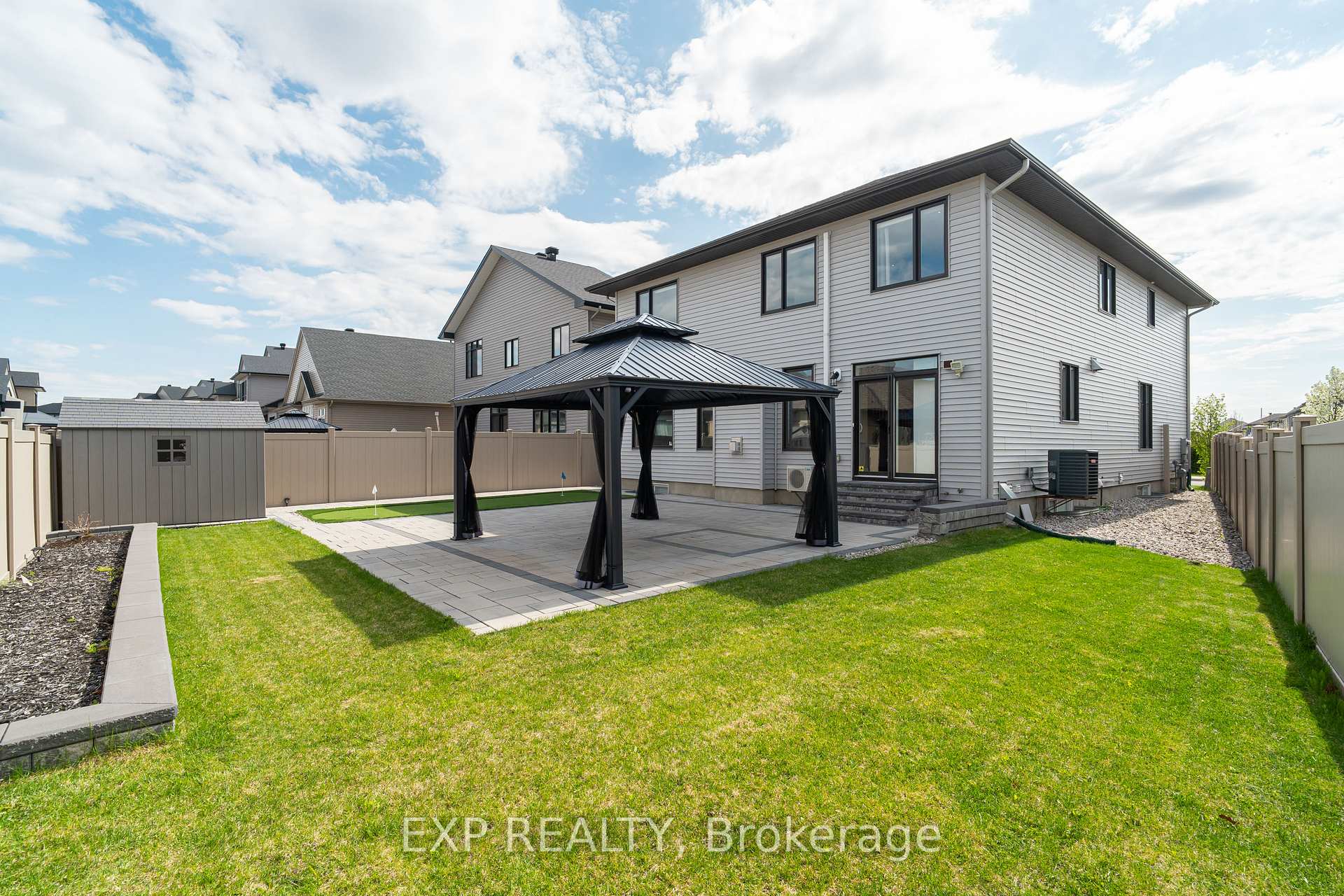 Photo 41 of 301 Serenade Crescent, Ottawa, Riverside South/Gloucester Glen — HOMEH