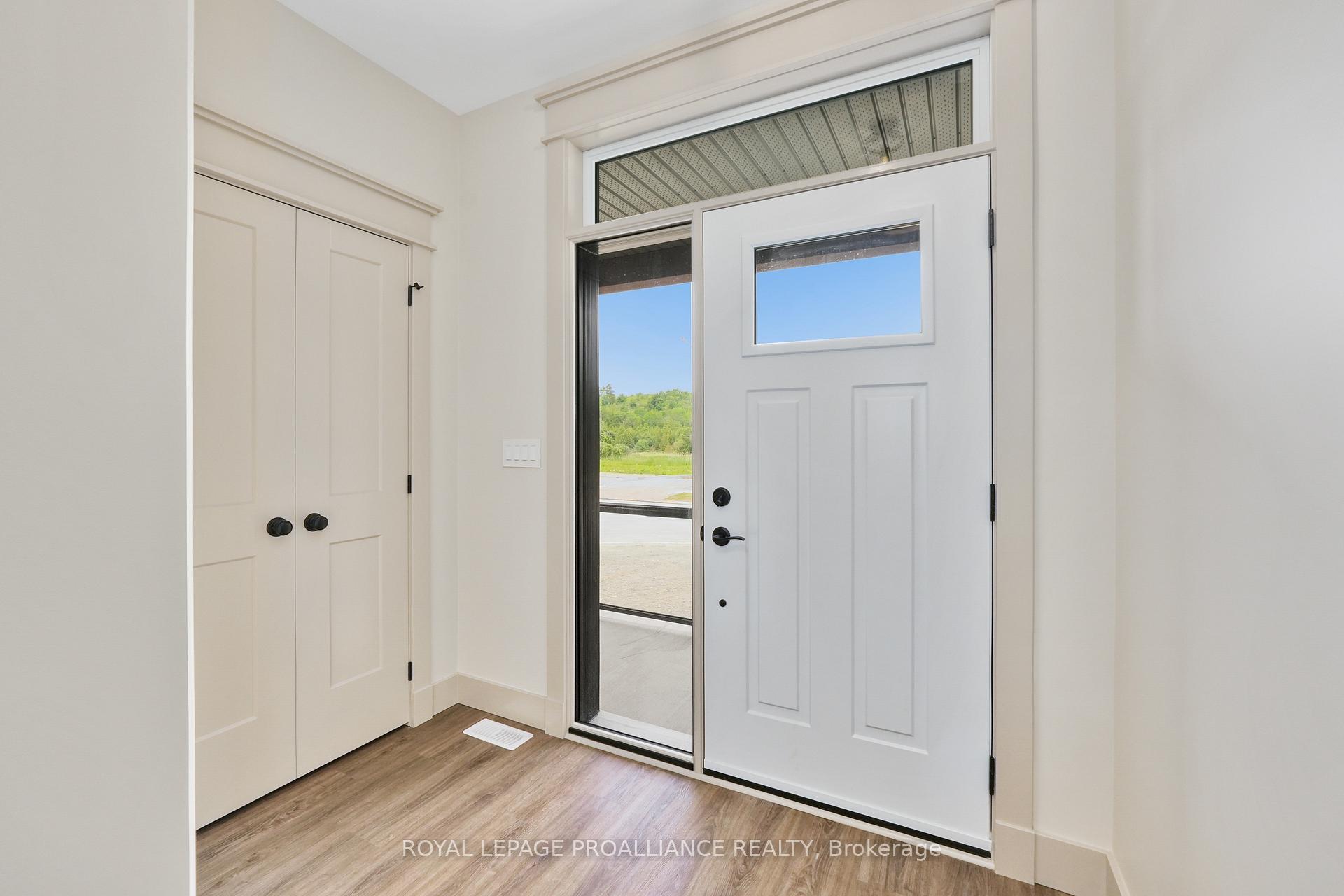 Photo 8 of 48 Willowbrook Street, Markham, Aileen-Willowbrook — HOMEH
