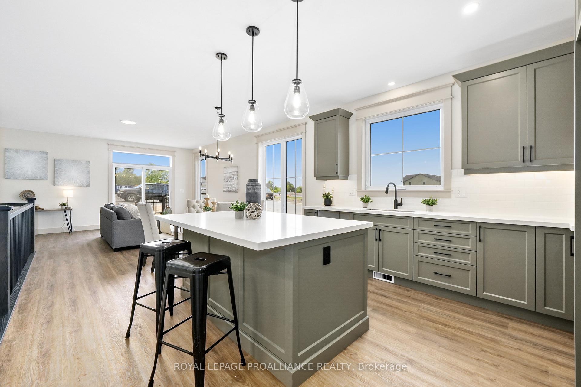 Photo 9 of 48 Willowbrook Street, Markham, Aileen-Willowbrook — HOMEH