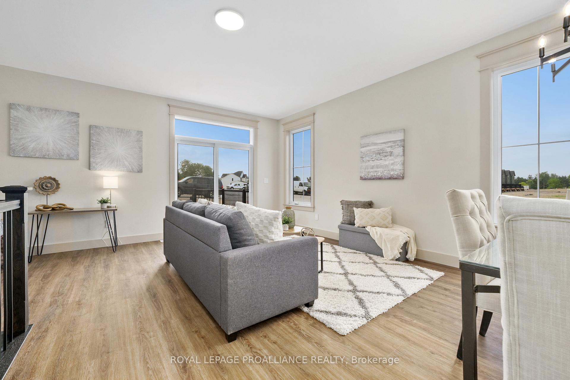 Photo 16 of 48 Willowbrook Street, Markham, Aileen-Willowbrook — HOMEH