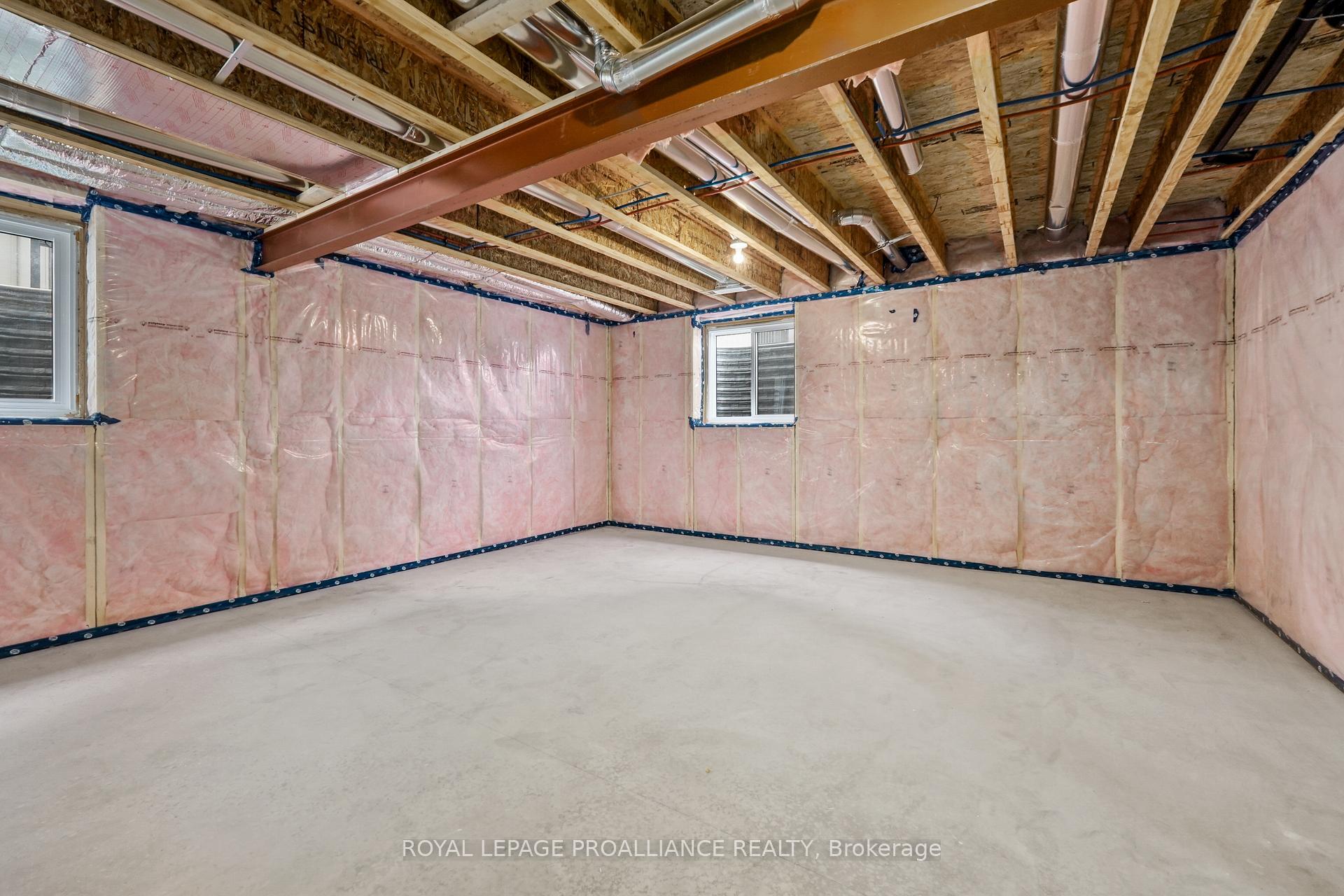 Photo 31 of 48 Willowbrook Street, Markham, Aileen-Willowbrook — HOMEH