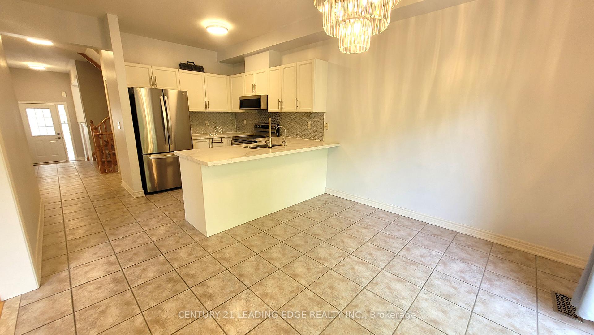 Photo 10 of 74 Melissa Way, Markham, Buttonville — HOMEH