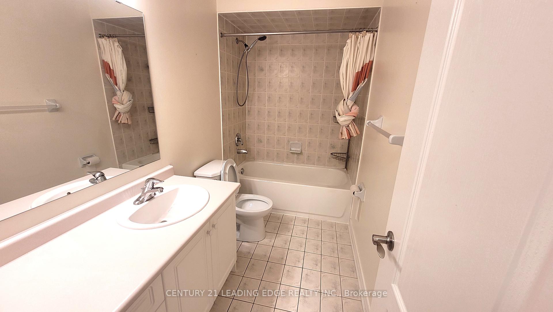 Photo 17 of 74 Melissa Way, Markham, Buttonville — HOMEH