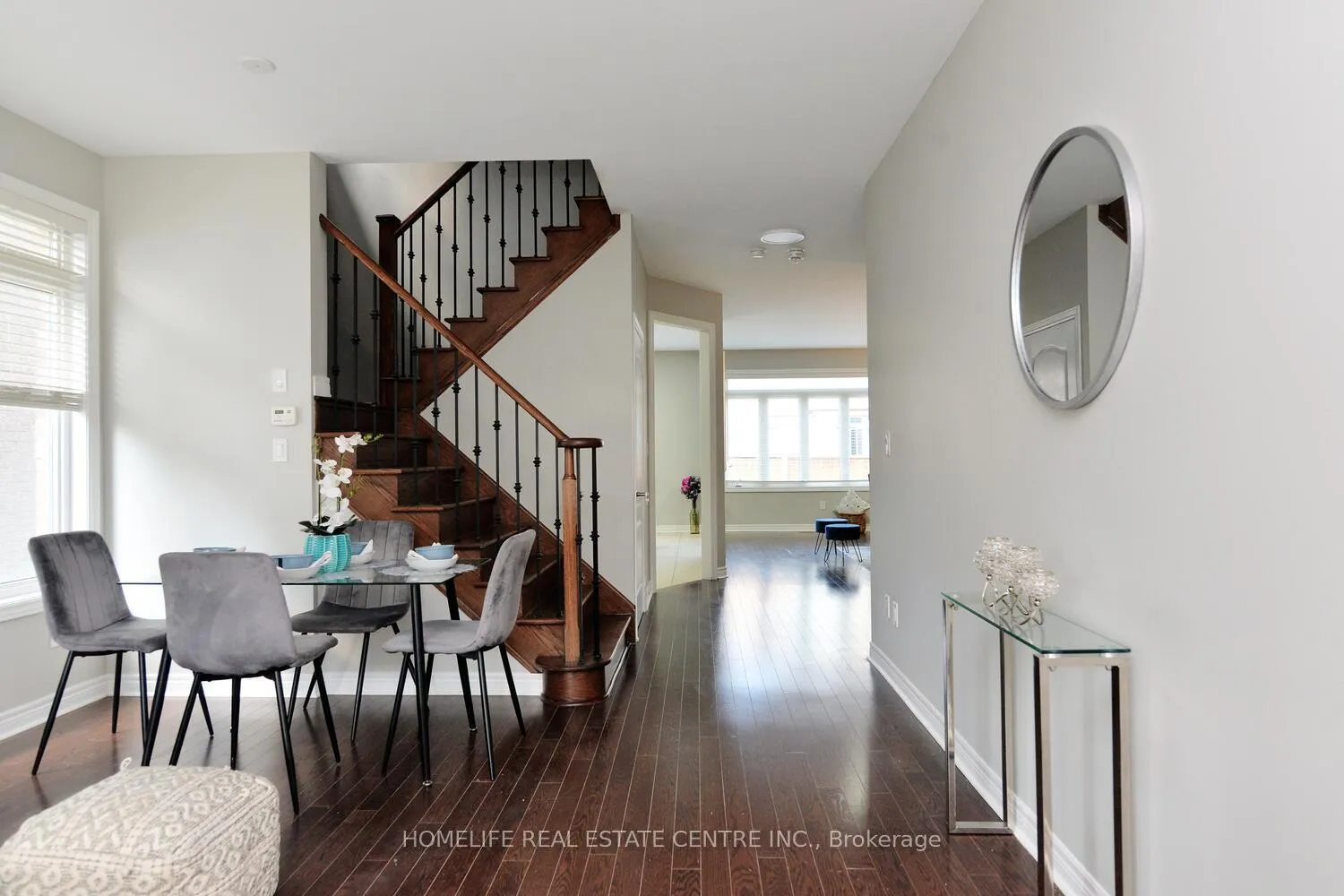 Photo 5 of 71 Villadowns Trail, Brampton, Sandringham-Wellington North — HOMEH
