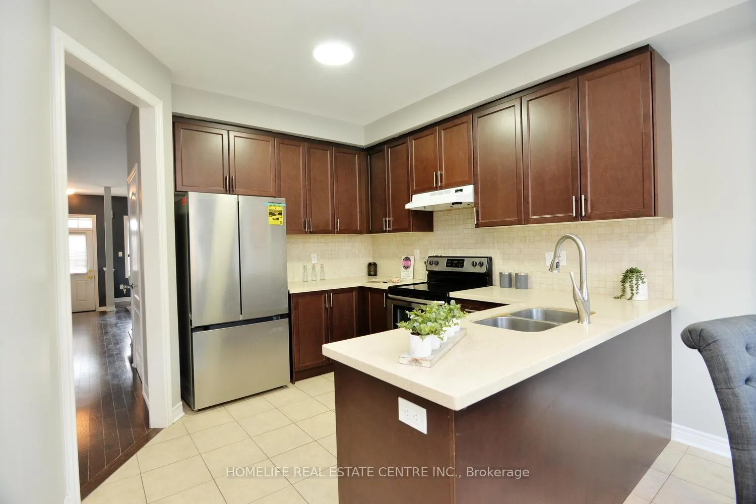 Photo 16 of 71 Villadowns Trail, Brampton, Sandringham-Wellington North — HOMEH