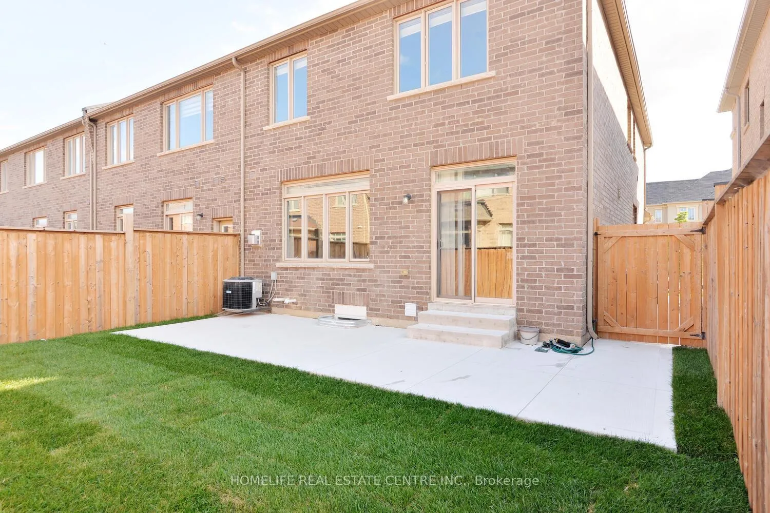 Photo 49 of 71 Villadowns Trail, Brampton, Sandringham-Wellington North — HOMEH