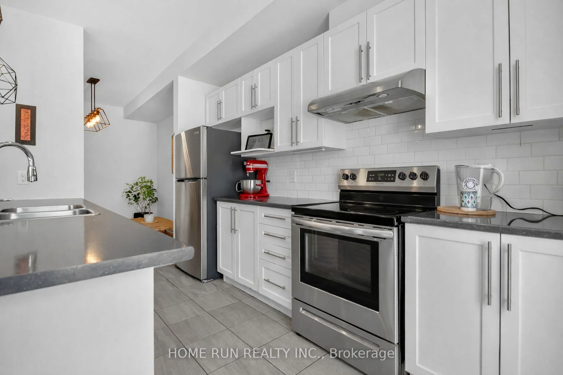 Photo 8 of 733 Cashmere Terrace, Ottawa, Barrhaven - Heritage Park — HOMEH