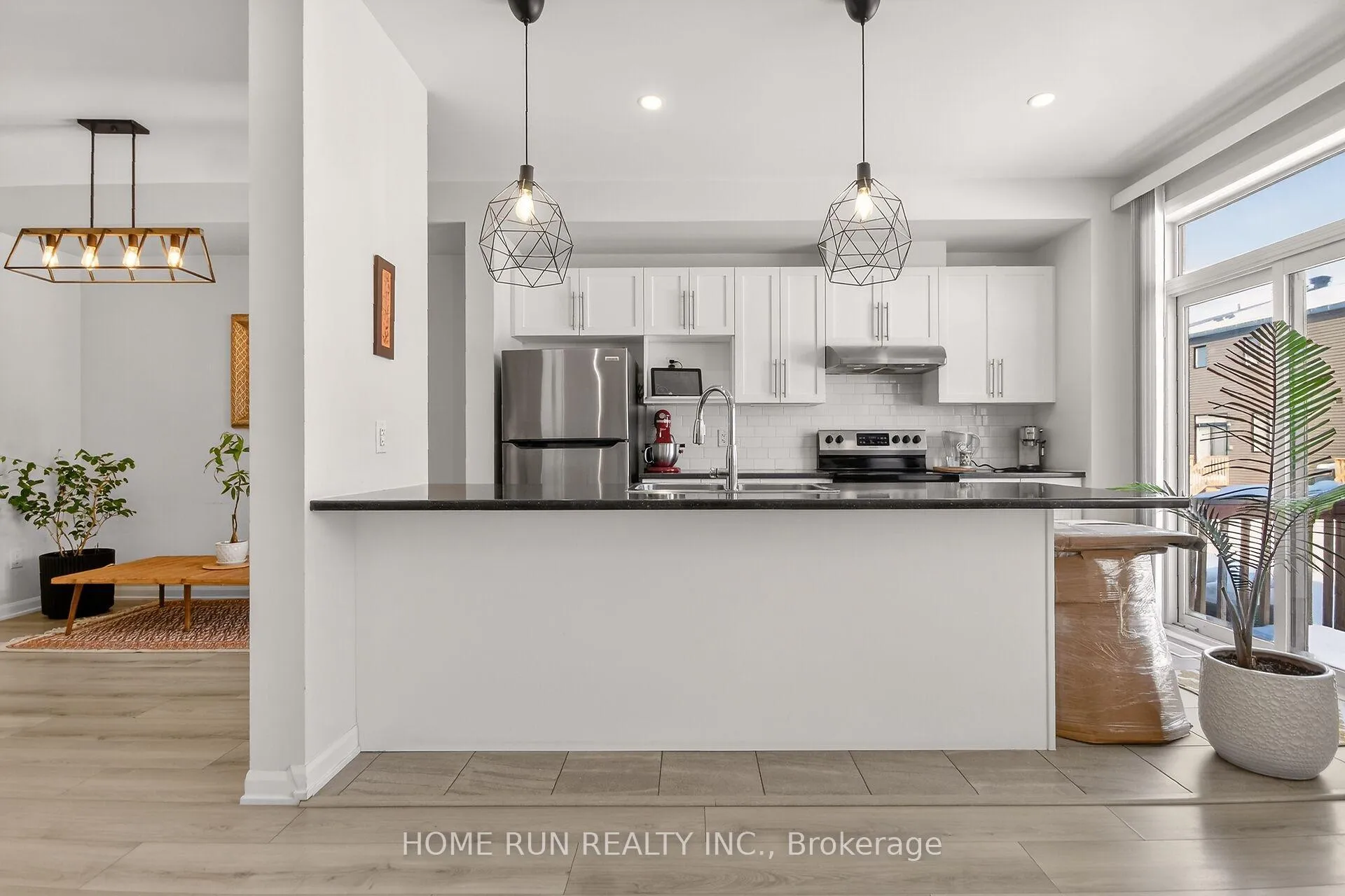 Photo 10 of 733 Cashmere Terrace, Ottawa, Barrhaven - Heritage Park — HOMEH