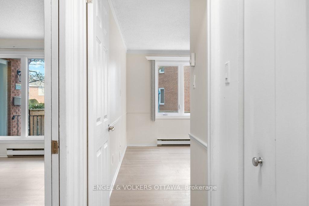 Photo 14 of Unit 102, 465 Canteval Terrace, Ottawa, Fallingbrook/Pineridge — HOMEH