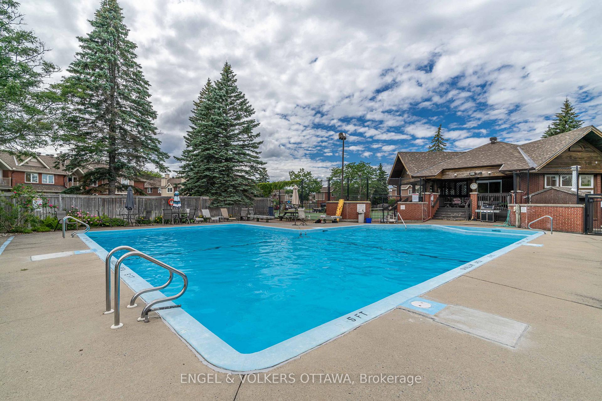 Photo 35 of Unit 102, 465 Canteval Terrace, Ottawa, Fallingbrook/Pineridge — HOMEH