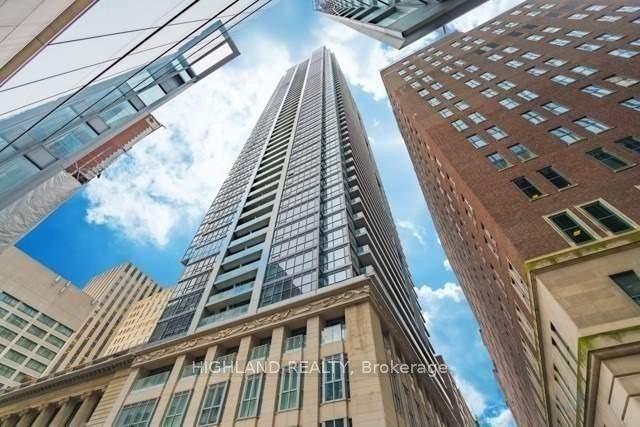 Front of Unit 1404, 70 Temperance Street