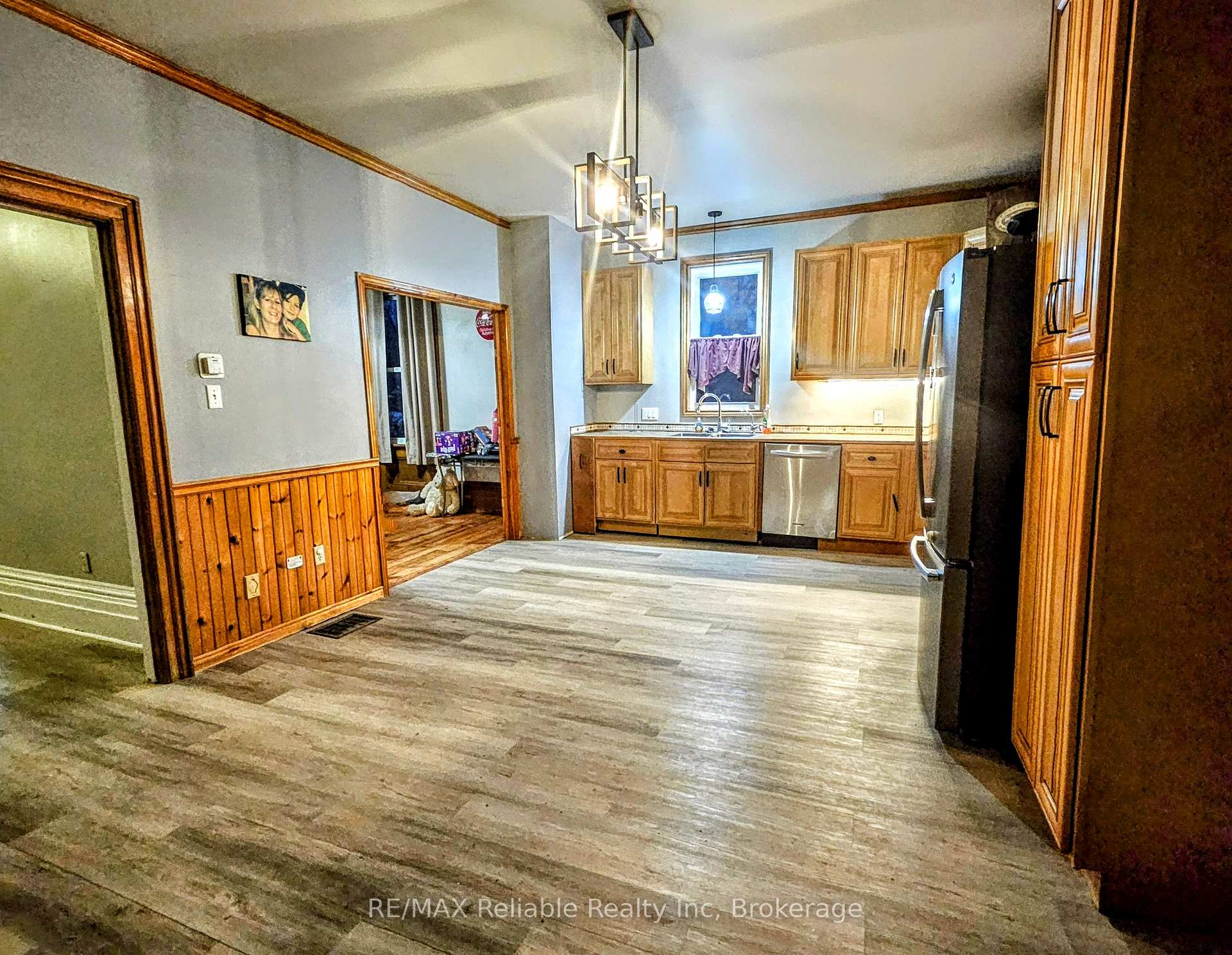 Photo 5 of 203 Princess Street E, Central Huron, Clinton — HOMEH