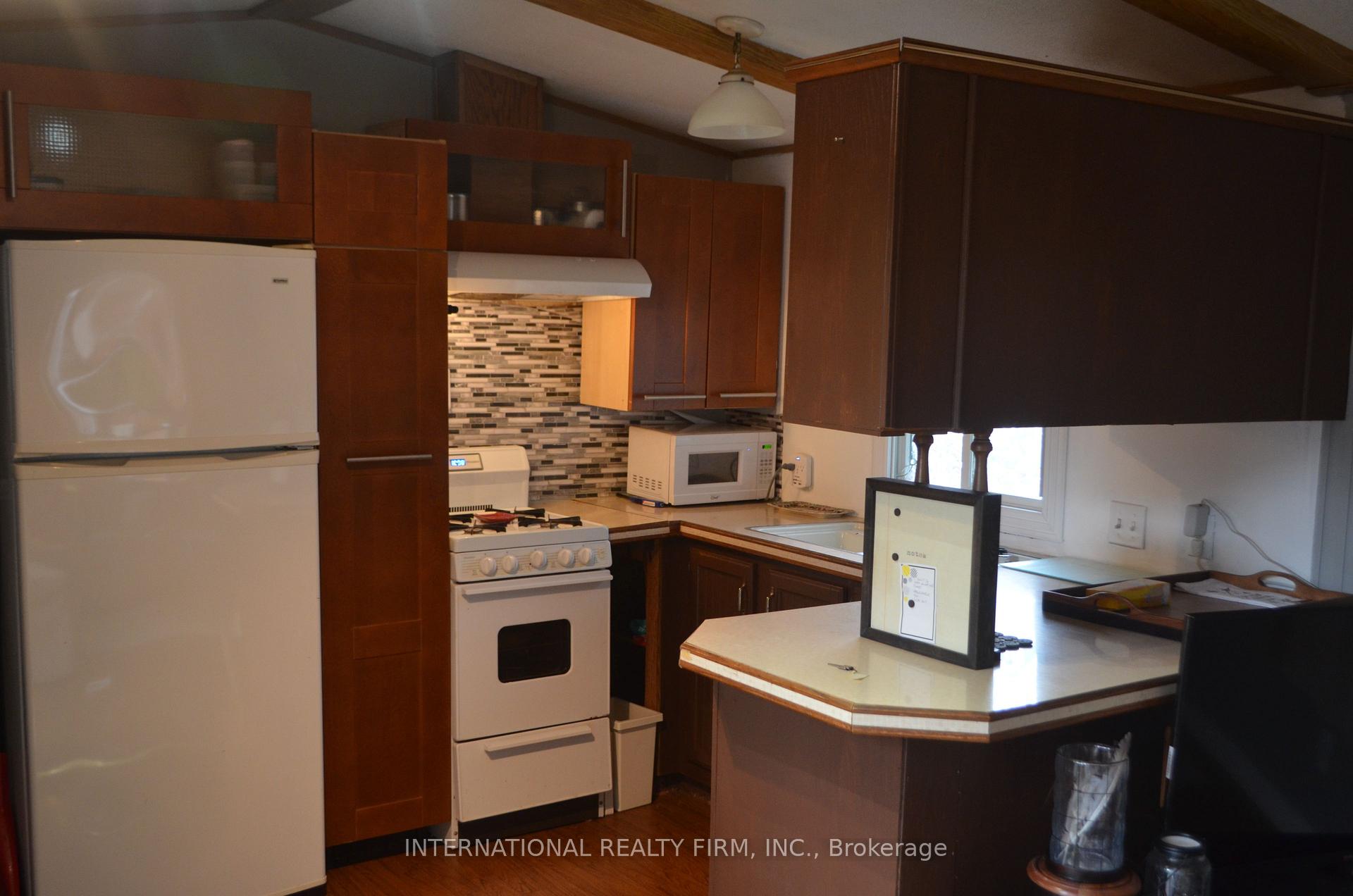 Photo 5 of Unit 16, 623 King Avenue E, Clarington, Newcastle — HOMEH
