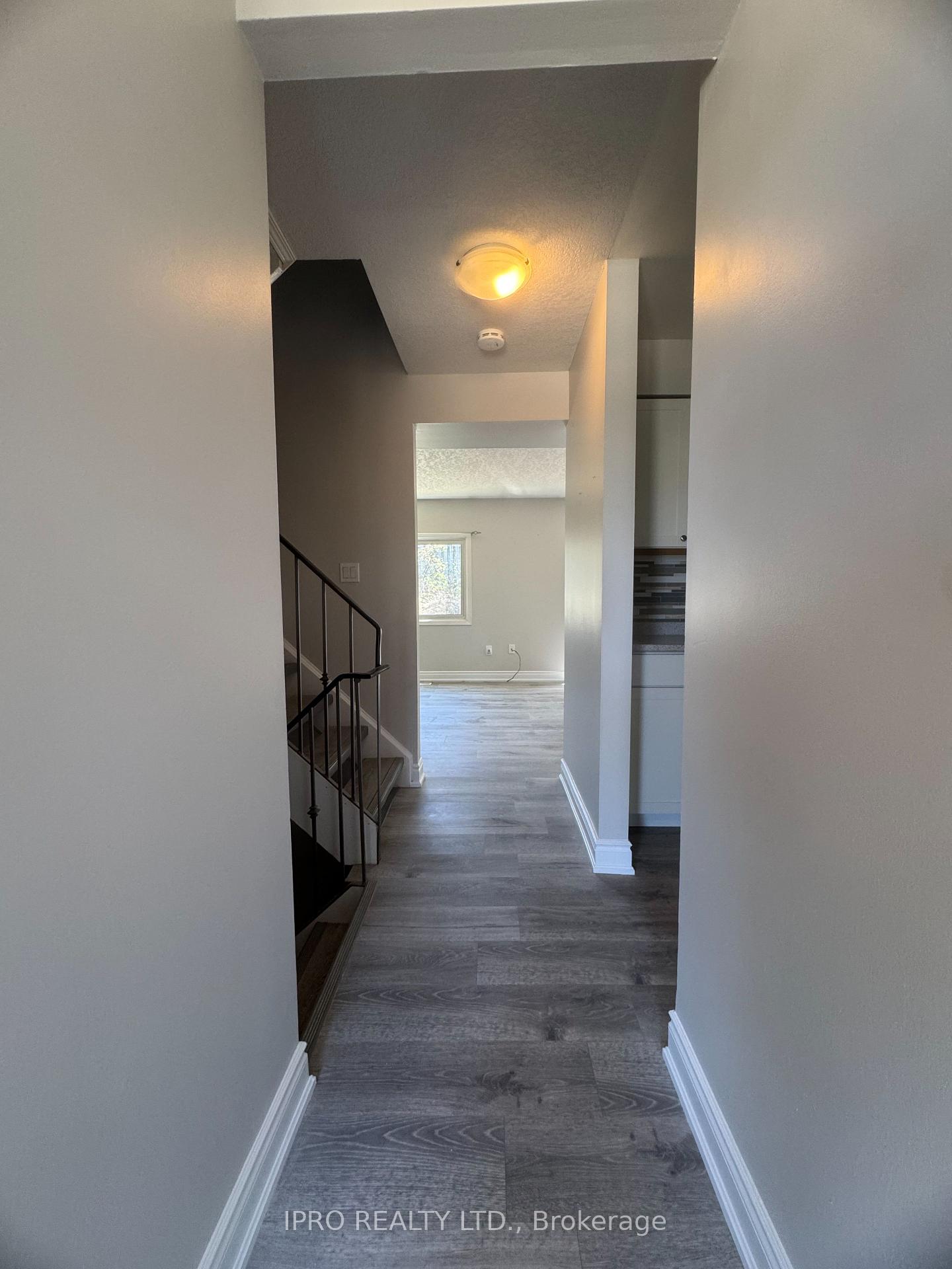 Photo 3 of Unit 19, 29 Paulander Drive, Kitchener — HOMEH
