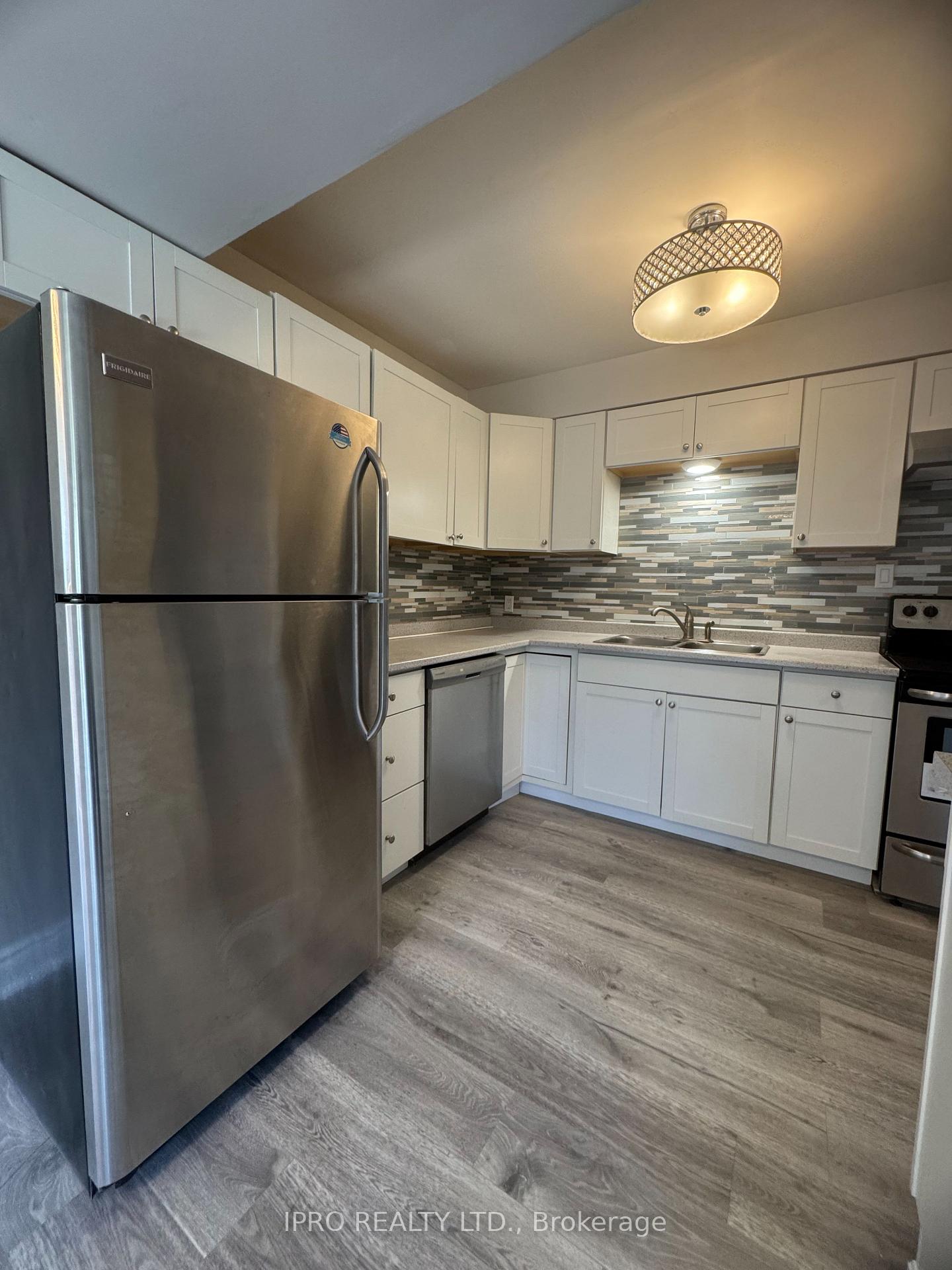 Photo 6 of Unit 19, 29 Paulander Drive, Kitchener — HOMEH