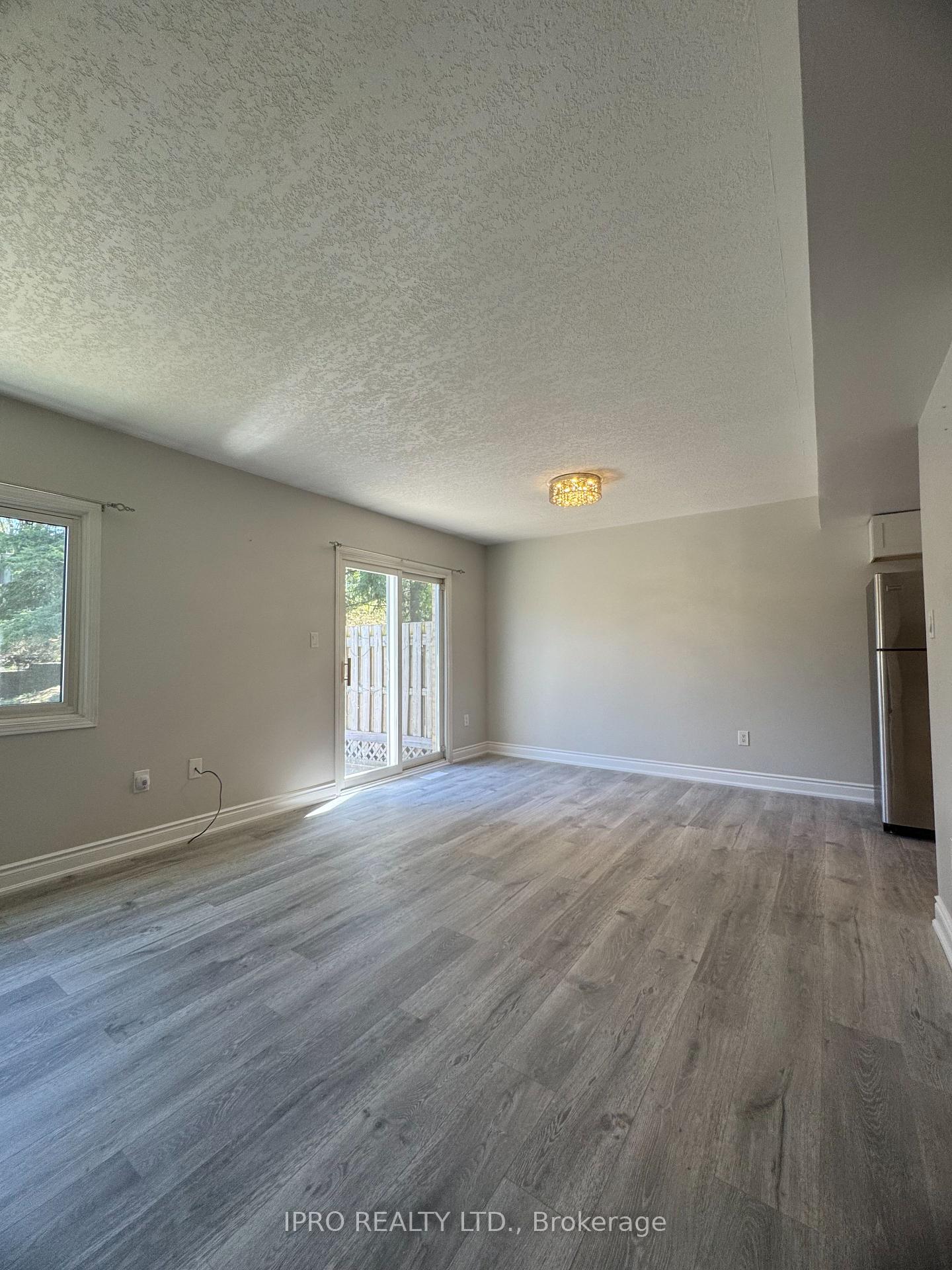 Photo 8 of Unit 19, 29 Paulander Drive, Kitchener — HOMEH