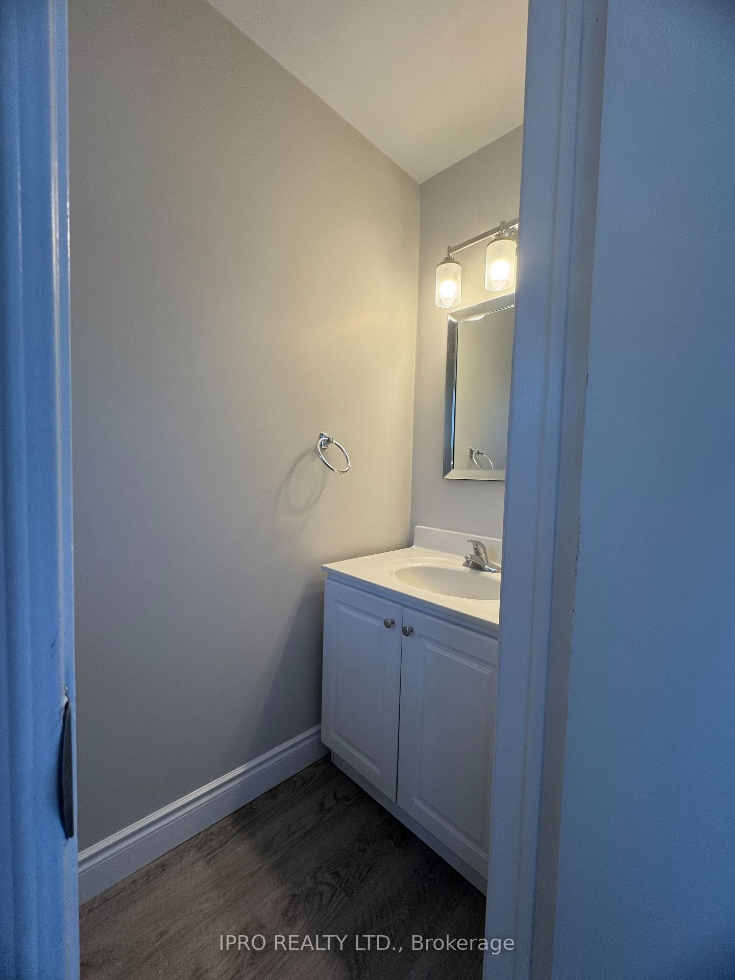 Photo 11 of Unit 19, 29 Paulander Drive, Kitchener — HOMEH