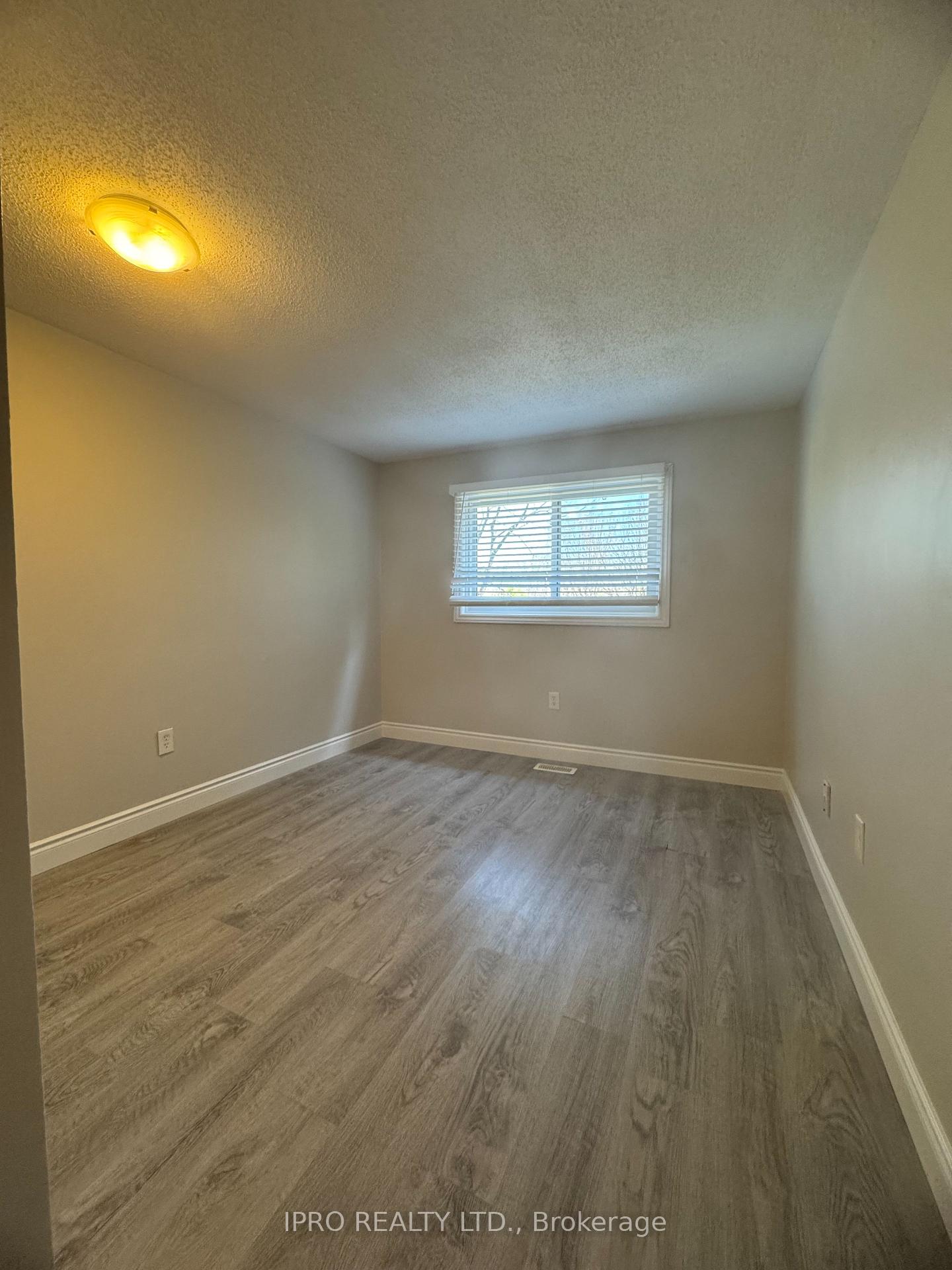 Photo 16 of Unit 19, 29 Paulander Drive, Kitchener — HOMEH