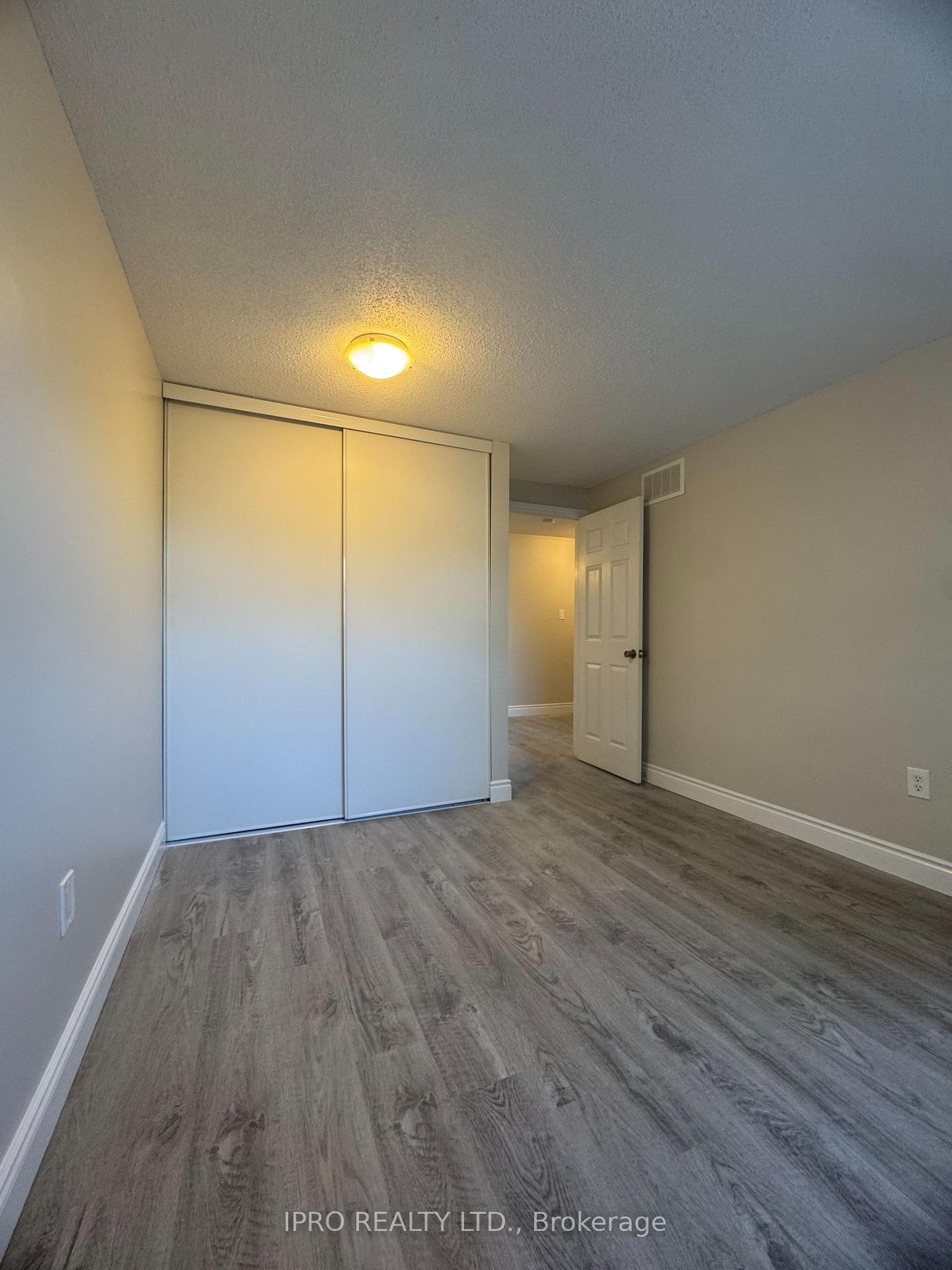 Photo 18 of Unit 19, 29 Paulander Drive, Kitchener — HOMEH