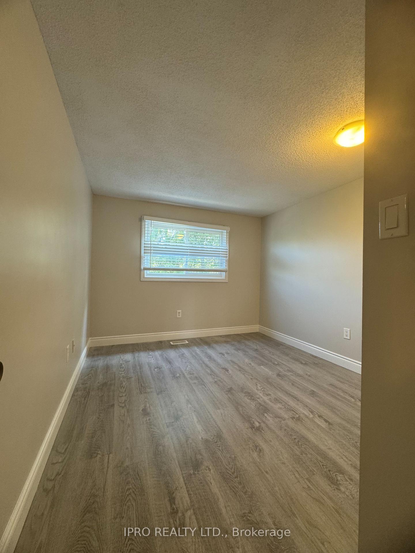 Photo 19 of Unit 19, 29 Paulander Drive, Kitchener — HOMEH