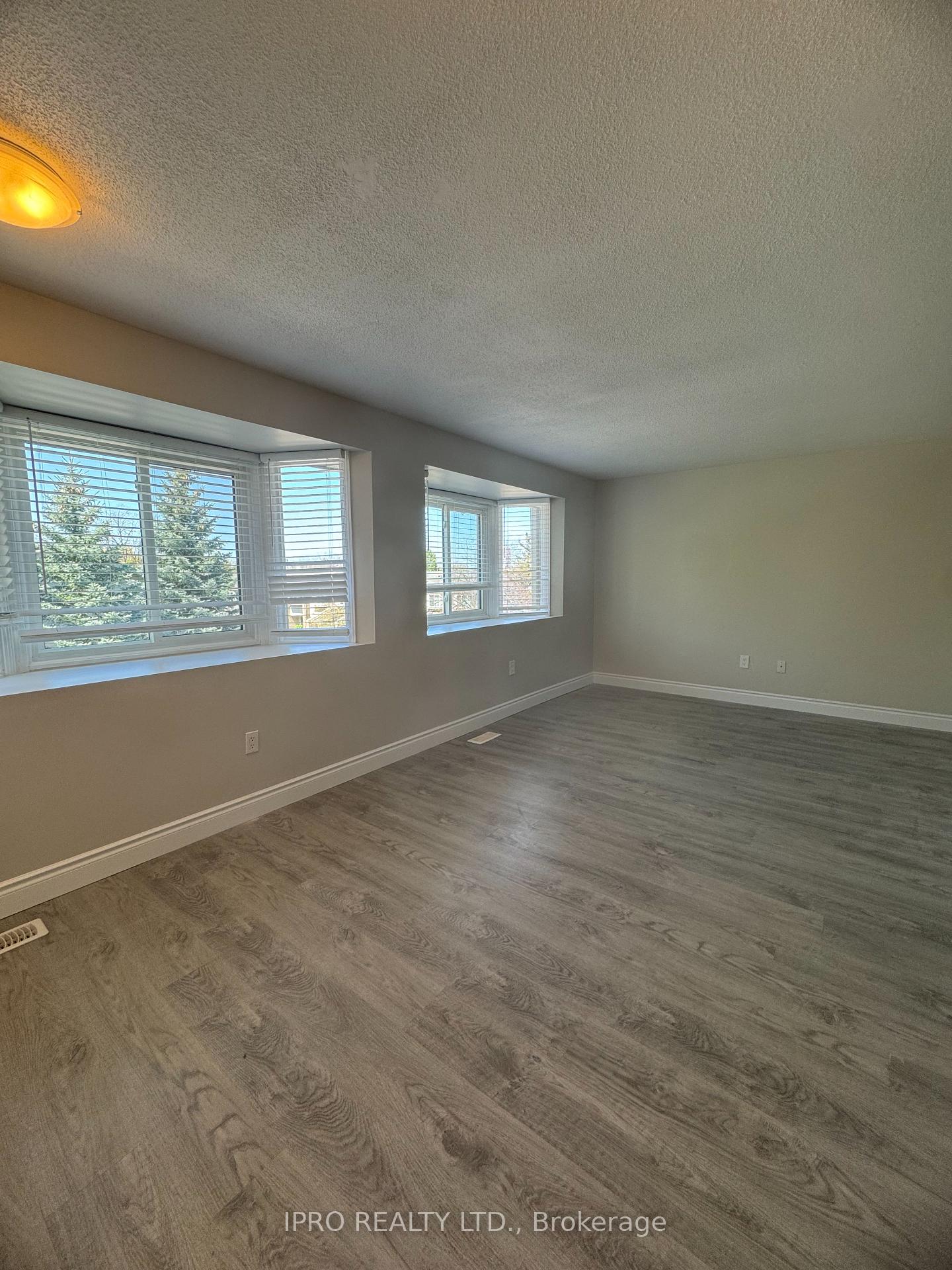 Photo 23 of Unit 19, 29 Paulander Drive, Kitchener — HOMEH