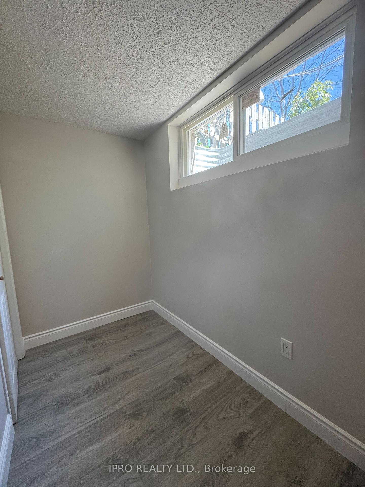 Photo 30 of Unit 19, 29 Paulander Drive, Kitchener — HOMEH
