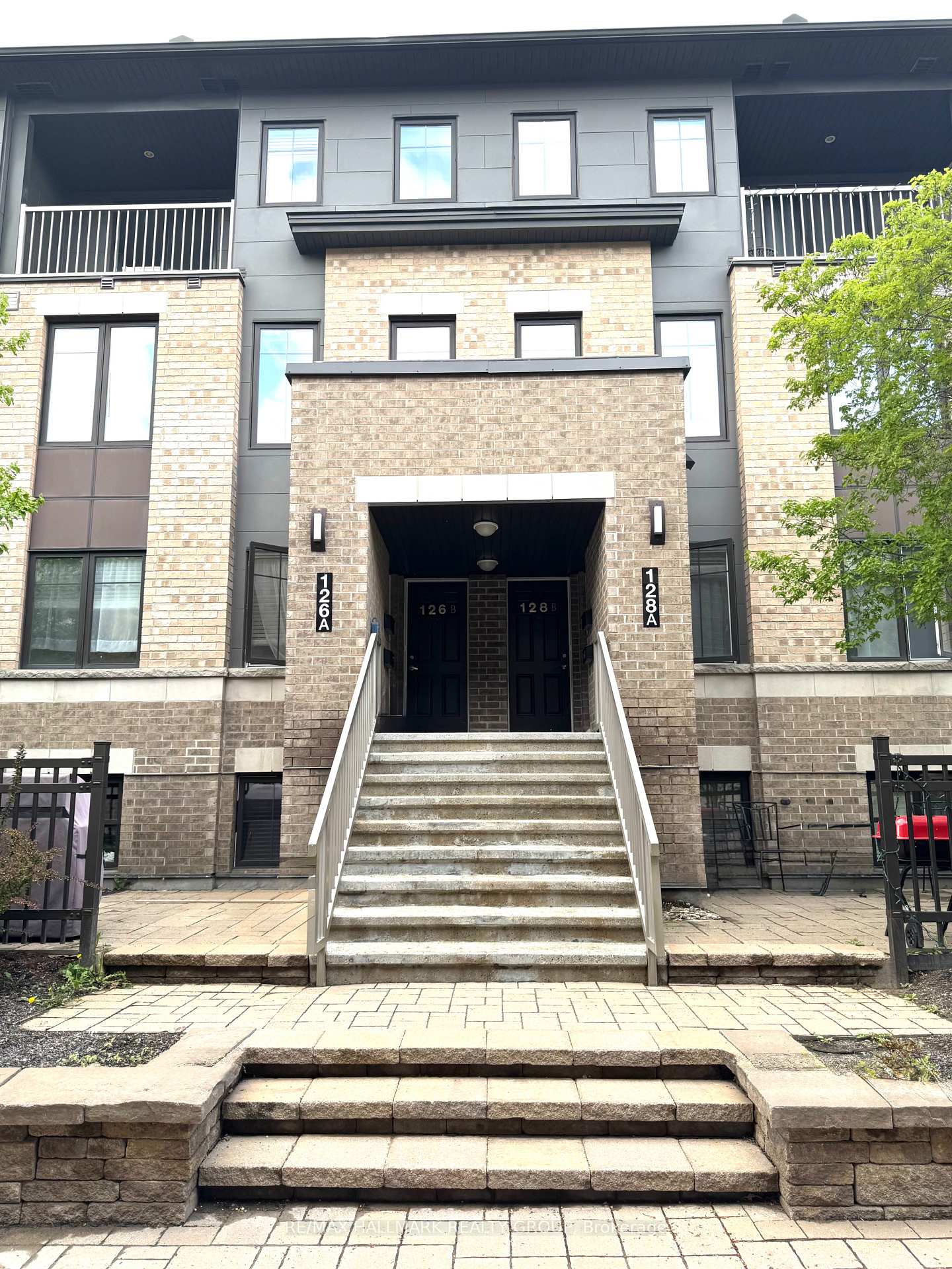 Photo 1 of 126B Lindenshade Drive, Ottawa, Barrhaven - Strandherd — HOMEH