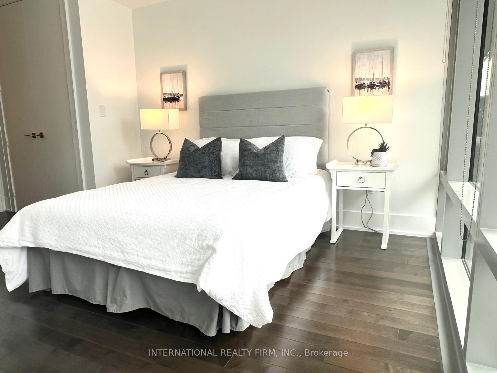 Photo 5 of Unit 838, 39 Queens Quay E, Toronto, Waterfront Communities — HOMEH