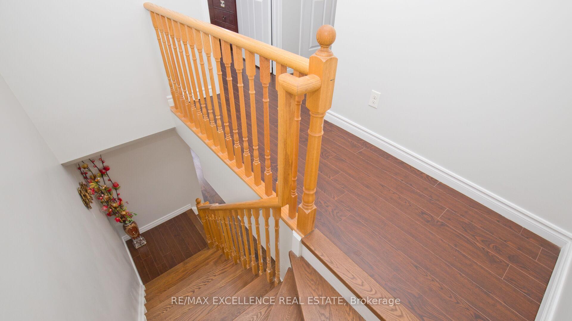 Photo 9 of Unit 86, 60 Fairwood Circle, Brampton, Sandringham-Wellington — HOMEH