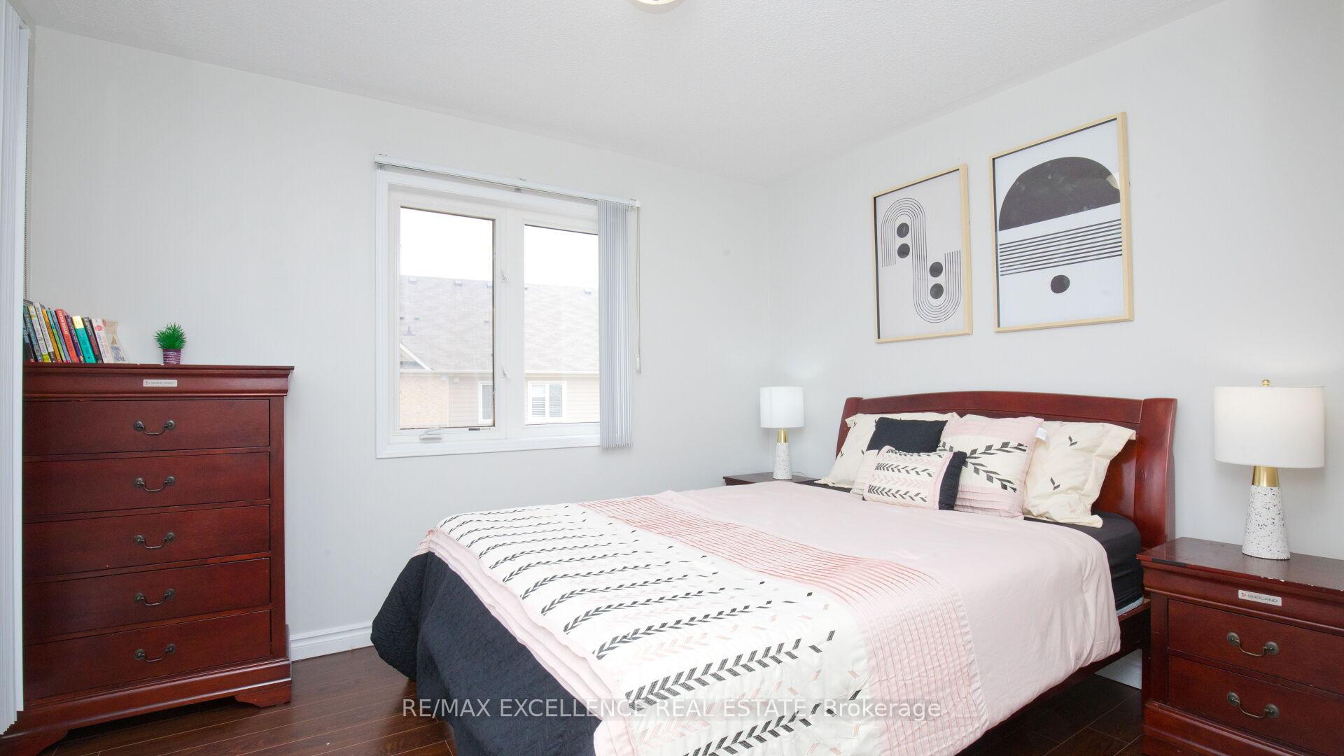 Photo 10 of Unit 86, 60 Fairwood Circle, Brampton, Sandringham-Wellington — HOMEH