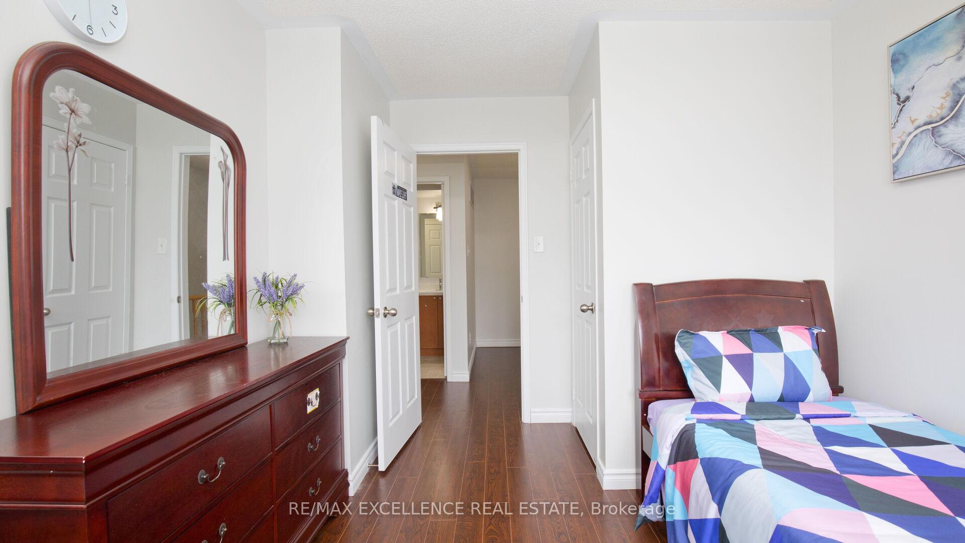 Photo 32 of Unit 86, 60 Fairwood Circle, Brampton, Sandringham-Wellington — HOMEH
