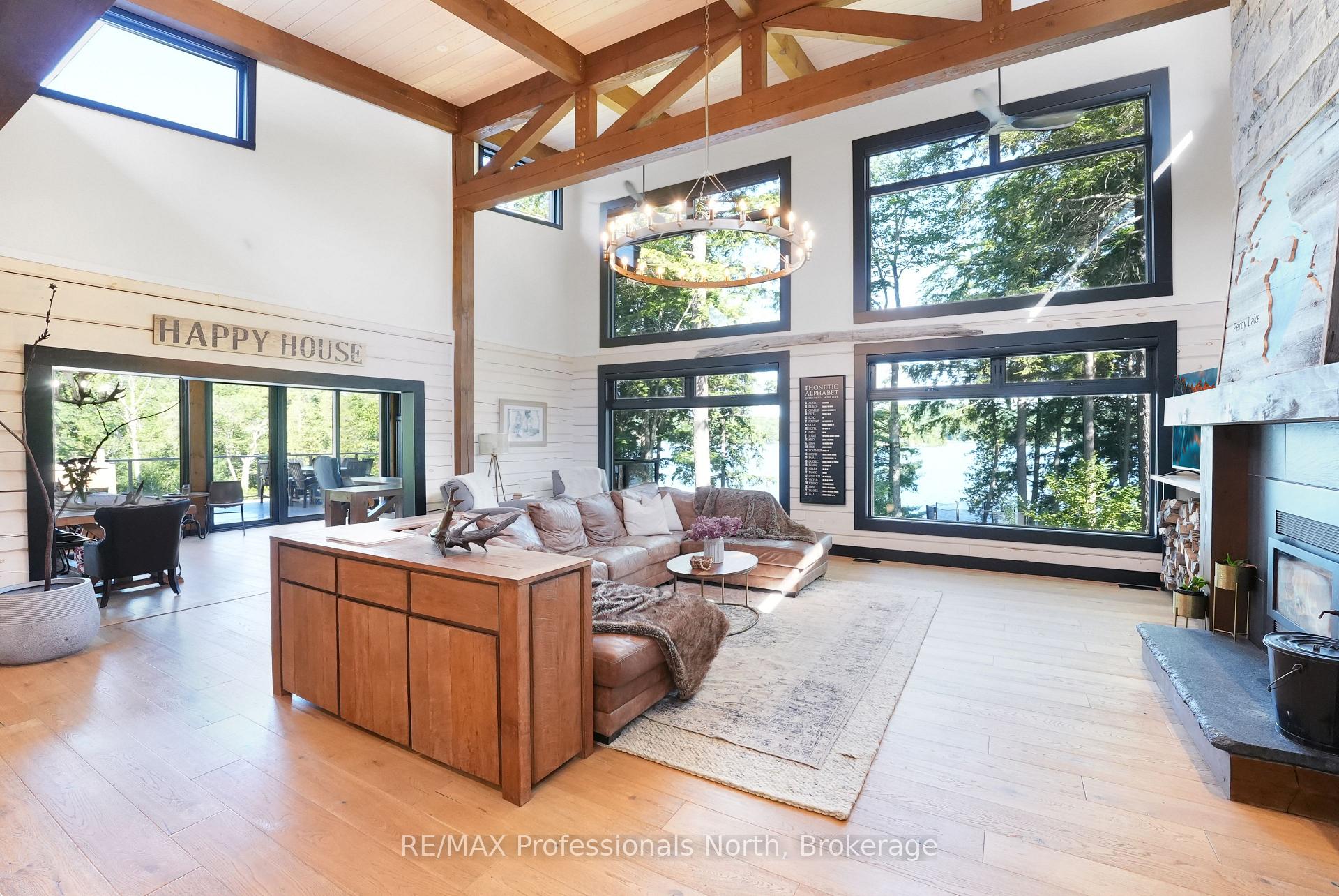 Photo 16 of 1046 Lone Wolf Crescent, Minden Hills, Lutterworth — HOMEH