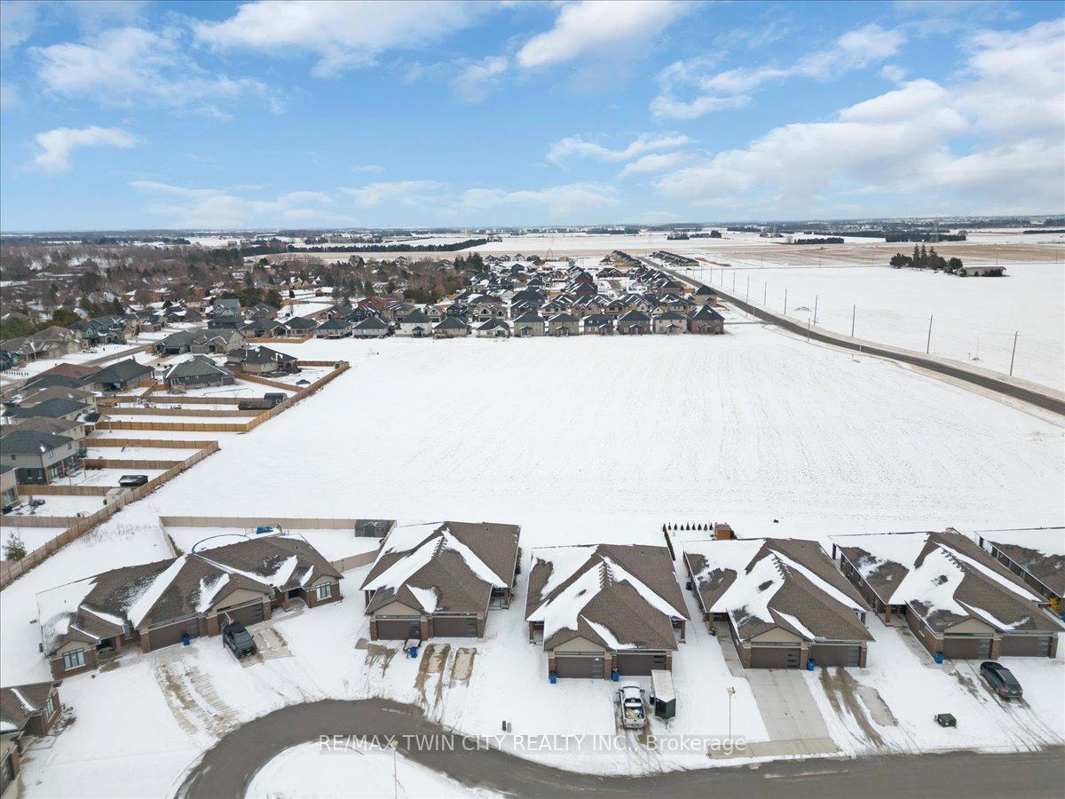 Photo 1 of 69 Bordeaux Place, Chatham-Kent, Chatham — HOMEH