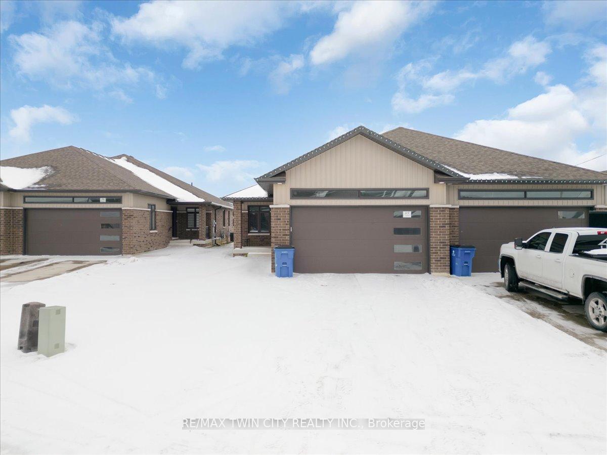 Photo 37 of 69 Bordeaux Place, Chatham-Kent, Chatham — HOMEH