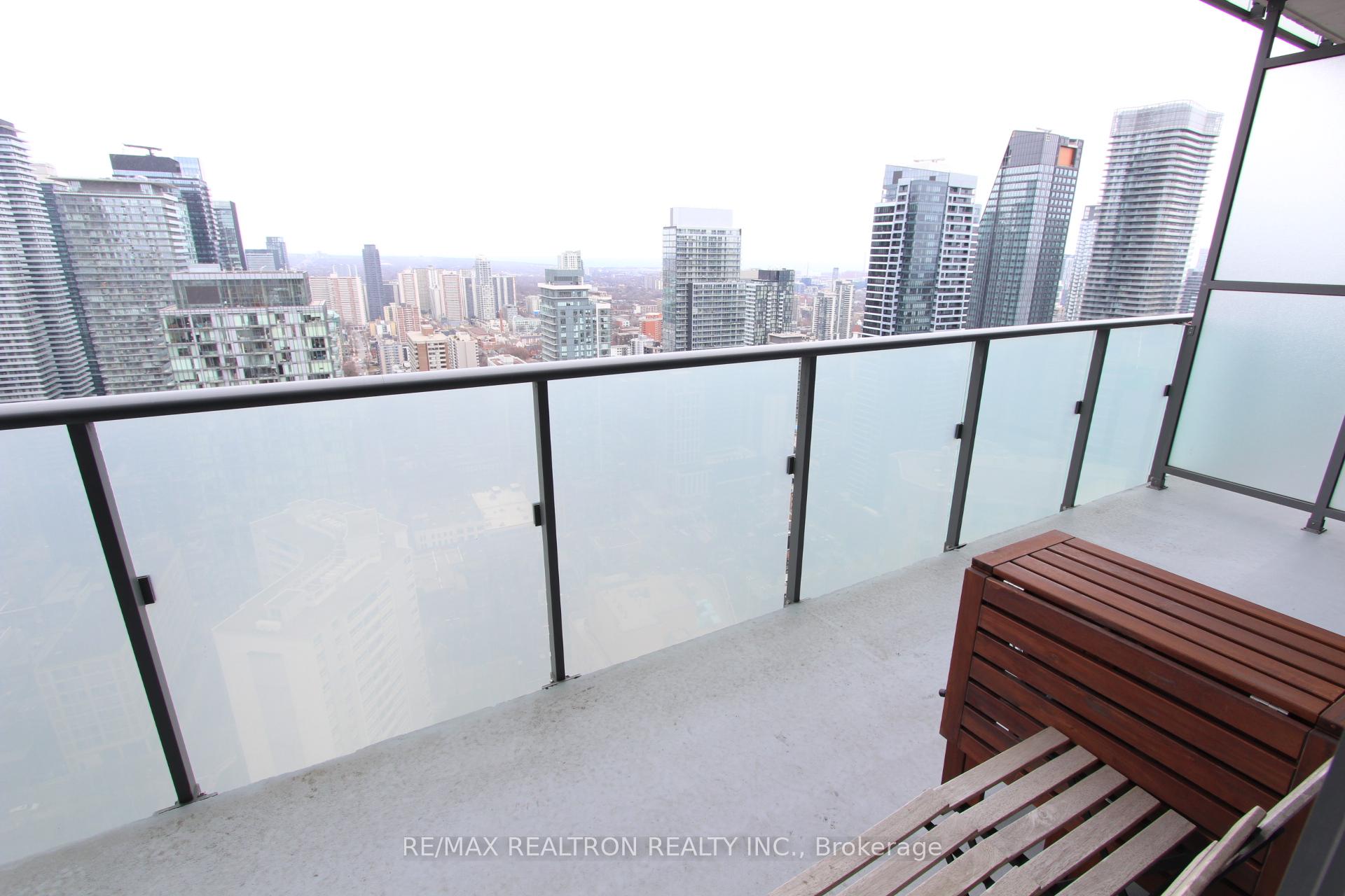 Photo 17 of Unit 4111, 1080 Bay Street, Toronto, Bay Street Corridor — HOMEH