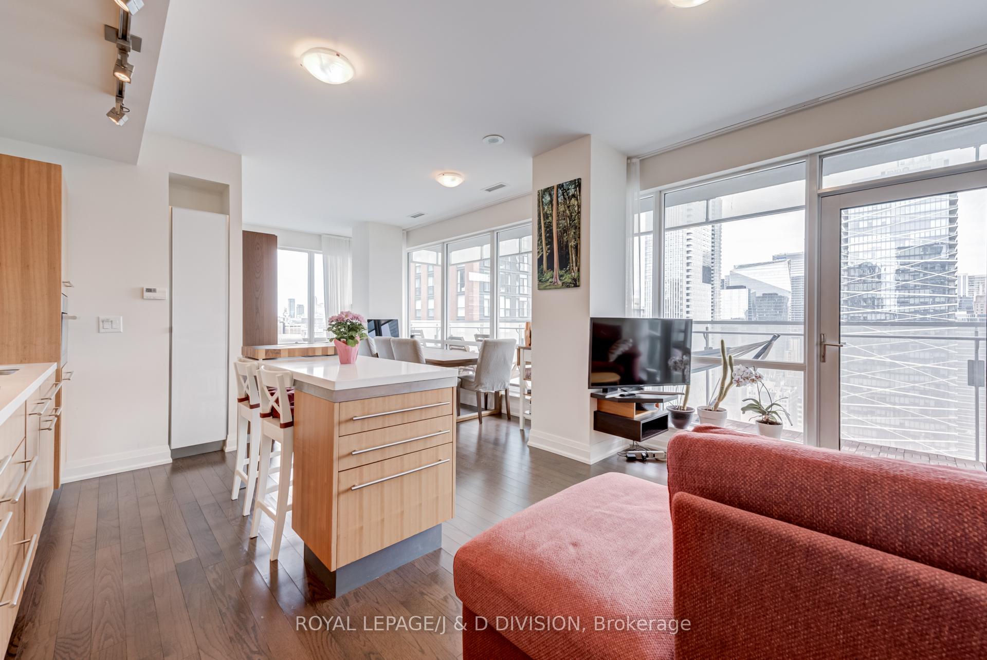 Photo 8 of Unit 3208, 80 John Street, Toronto, Waterfront Communities — HOMEH