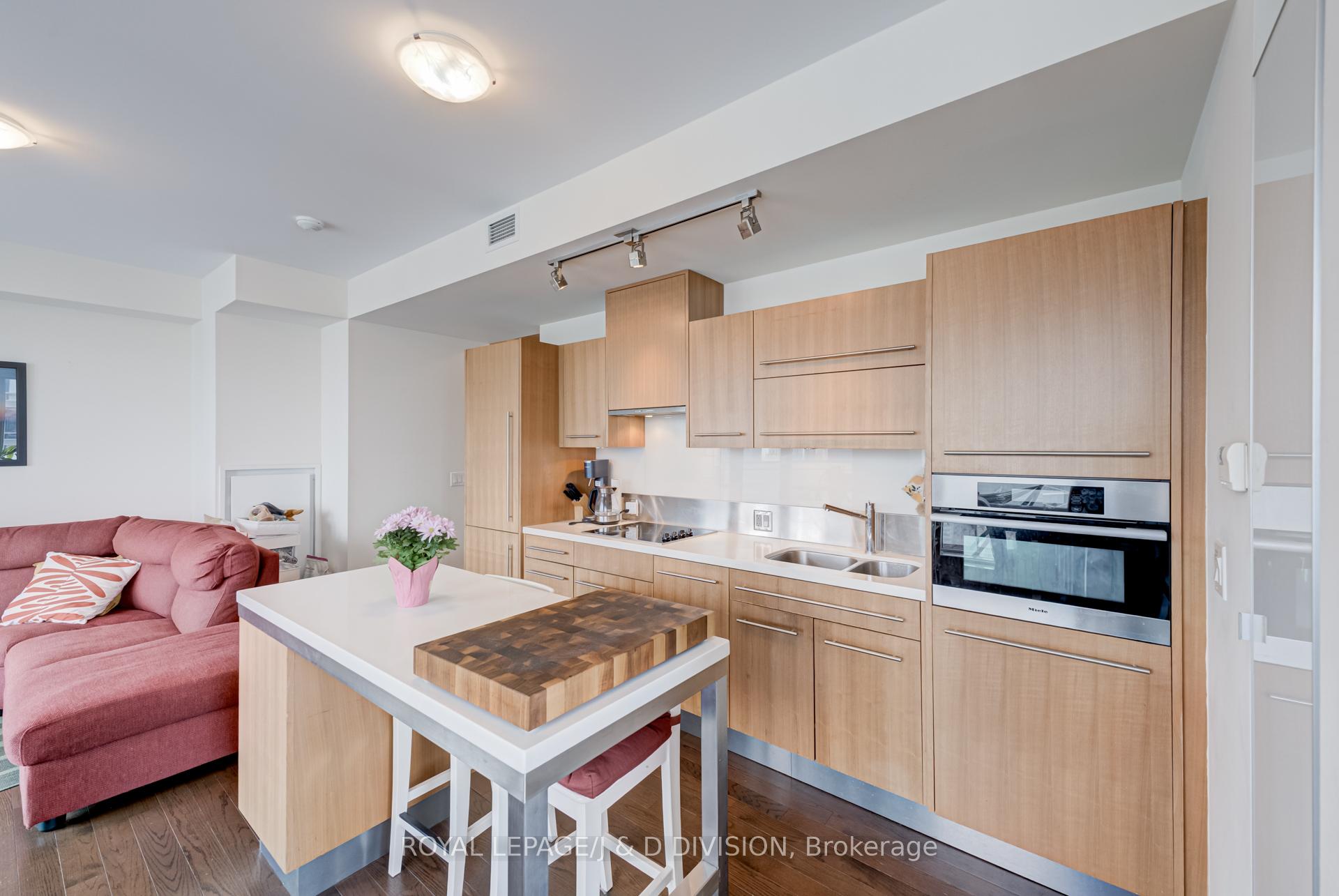 Photo 13 of Unit 3208, 80 John Street, Toronto, Waterfront Communities — HOMEH