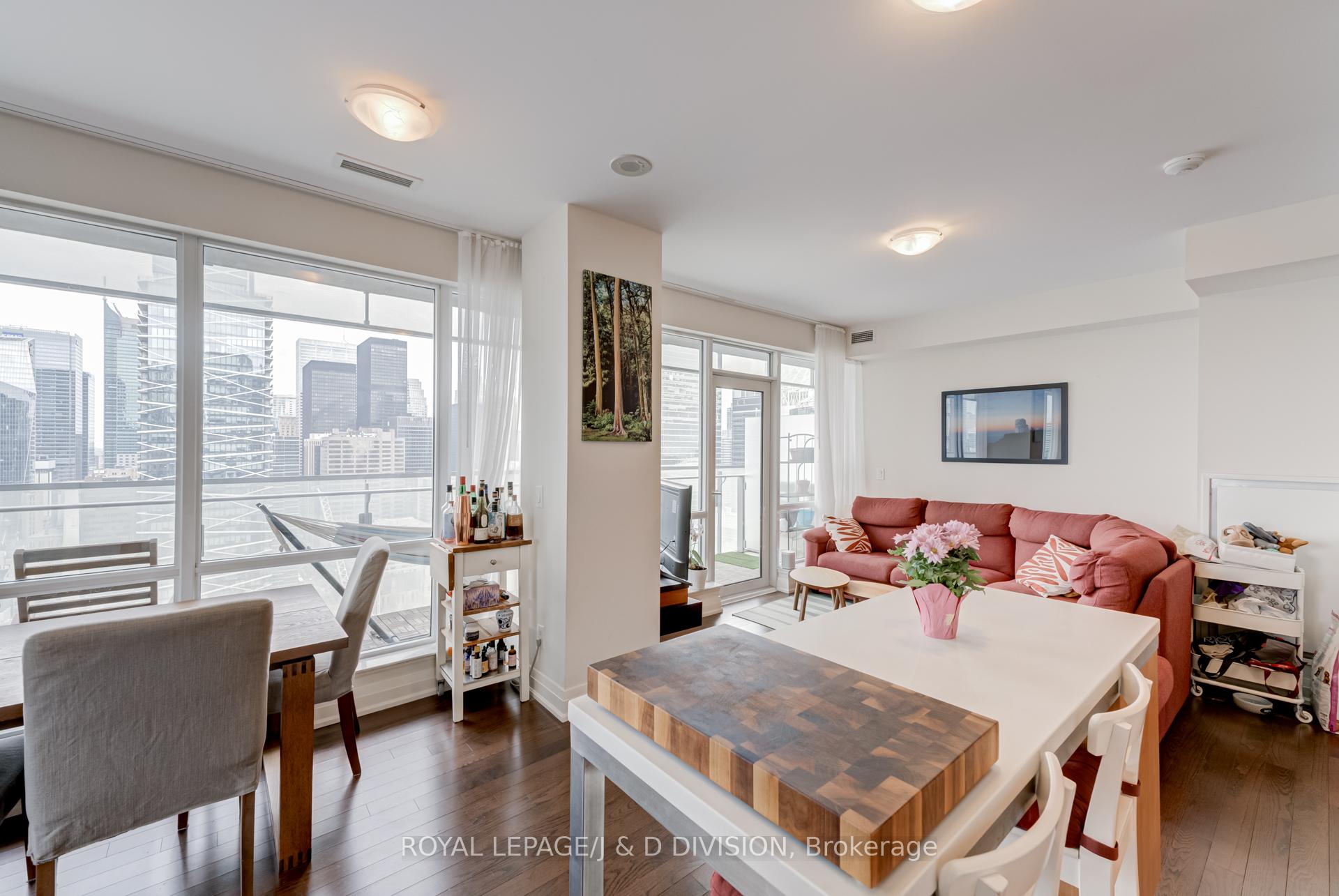 Photo 15 of Unit 3208, 80 John Street, Toronto, Waterfront Communities — HOMEH