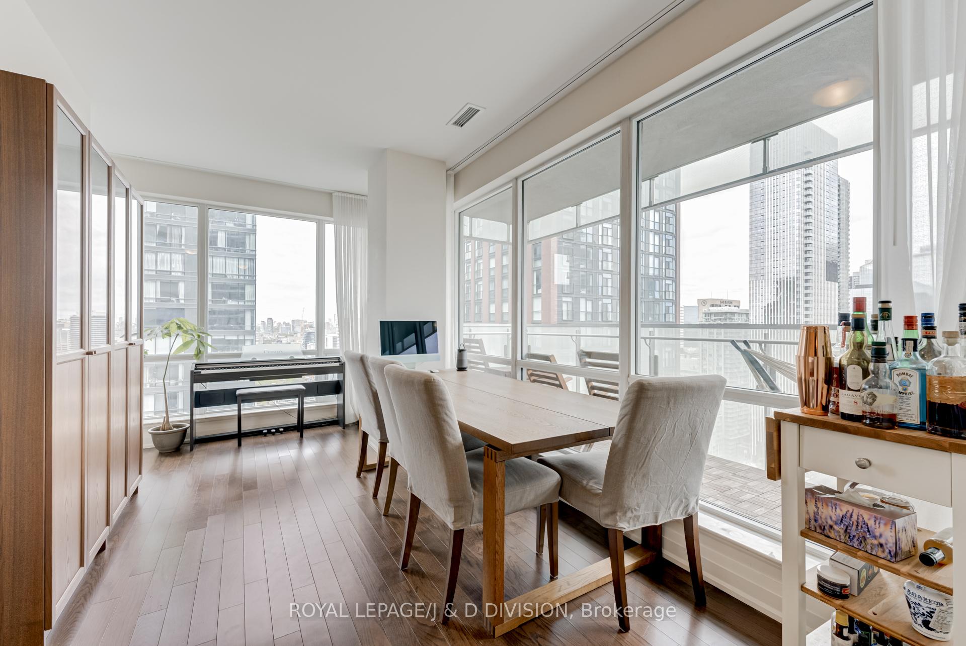Photo 19 of Unit 3208, 80 John Street, Toronto, Waterfront Communities — HOMEH