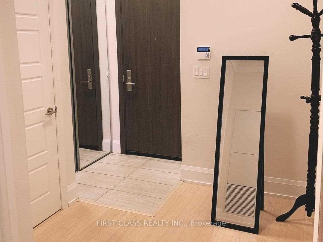 Photo 5 of Unit Ph01, 25 Water Walk Drive, Markham, Unionville — HOMEH